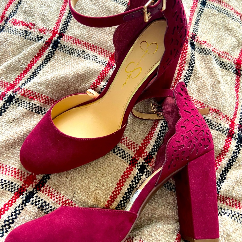 Jessica Simpson Burgundy Heels 8.5M